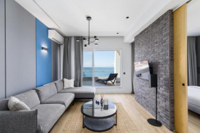Oddity Seafront Penthouse Apartments